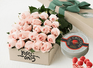 24 Pastel Pink Roses Gift Box & Chocolates