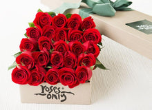 24 Red Roses Valentines Gift Box