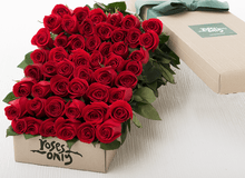 50 Red Roses Gift Box