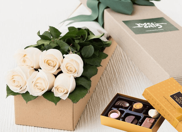 6 White Cream Roses Gift Box & Chocolates